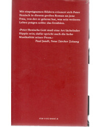 Eine sehr kleine Frau